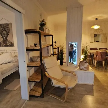 Semesterbostad Neraida Retreat House